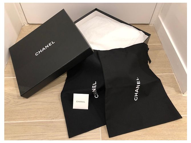 Chanel Sneakers da uomo Nero Argento - vista 2