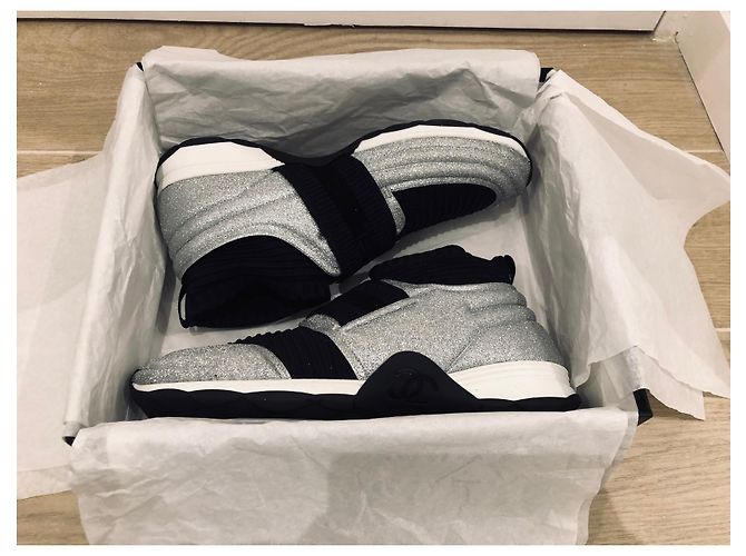 Chanel Sneakers da uomo Nero Argento - vista 3