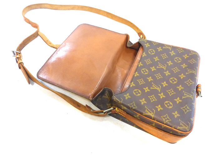 Louis Vuitton CARTUCCIA GM MONOGRAM Marrone - vista 11