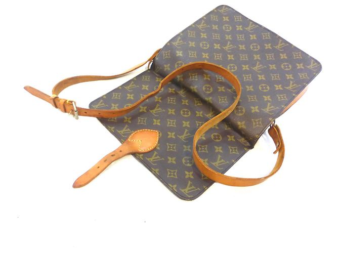 Louis Vuitton CARTUCCIA GM MONOGRAM Marrone - vista 13