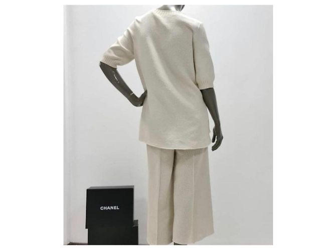 Conjunto de terno Chanel Ivory Knited Bege - vista 6
