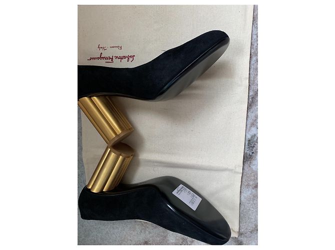 Salvatore Ferragamo LUCCA 85 Keilsandaletten aus Wildleder Schwarz - Ansicht 6