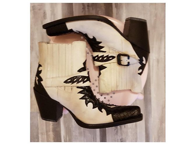 Autre Marque Sancho - Boots bottines Santiags blanc dirty & noir - vue 3