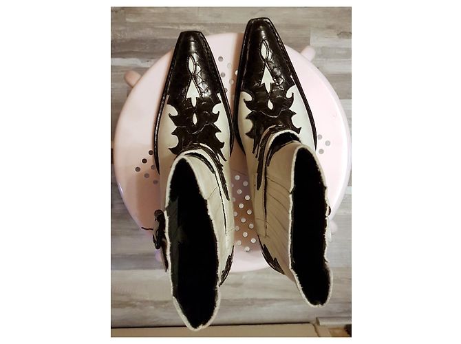 Autre Marque Sancho - Boots bottines Santiags blanc dirty & noir - vue 5