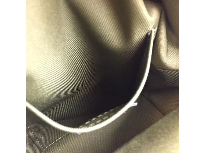 Borsa a tracolla Louis Vuitton Palm Springs Rare Mini Zaino Nero - vista 10
