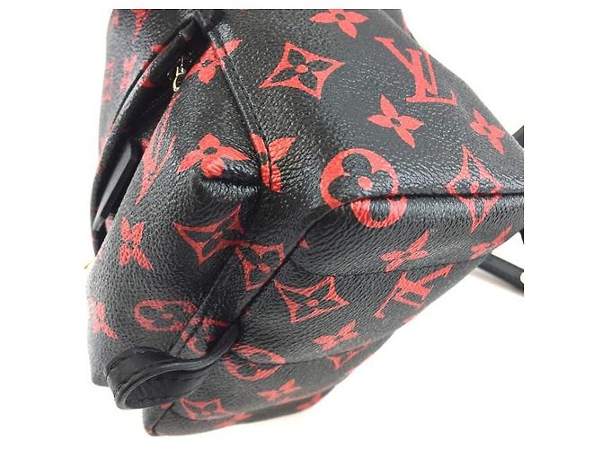 Borsa a tracolla Louis Vuitton Palm Springs Rare Mini Zaino Nero - vista 8