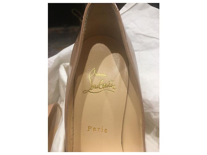 Pompe di Christian Louboutin Rosa Beige Crema - vista 6