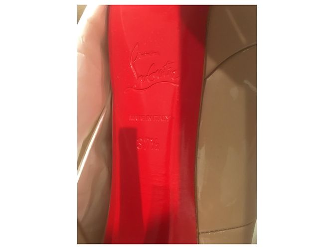 Pompe di Christian Louboutin Rosa Beige Crema - vista 7