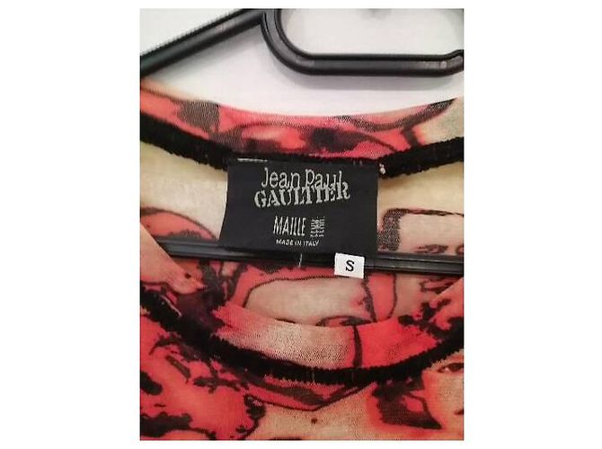 Jean Paul Gaultier rostos de modelo - vista 4