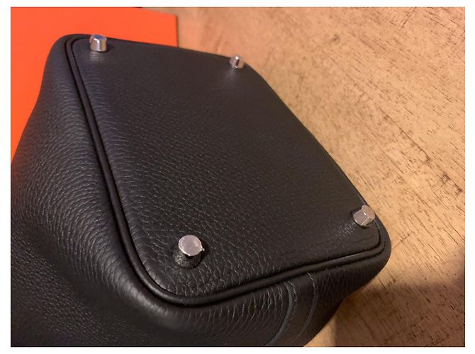 Hermès Picotin 18 Nero in pelle Taurillon Clemence - vista 2