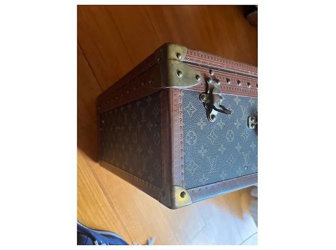 Louis Vuitton Rigid Suitcase Brown Leather - view 2