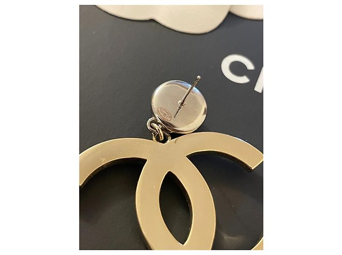 Chanel CC-Anhängerohrringe Gold hardware - Ansicht 3