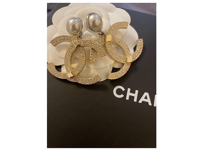 Chanel CC-Anhängerohrringe Gold hardware - Ansicht 4