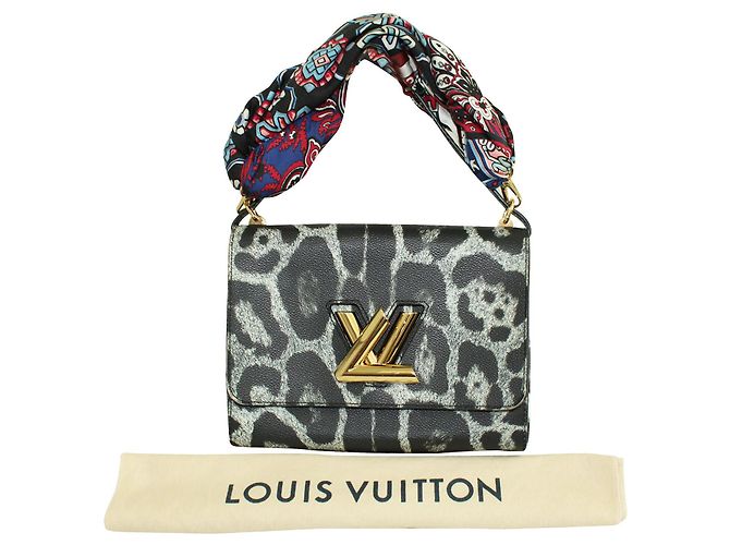 Louis Vuitton Twist-Tasche mit Animal-Print Herbst/Winter 2016 Sammlung - Ansicht 10