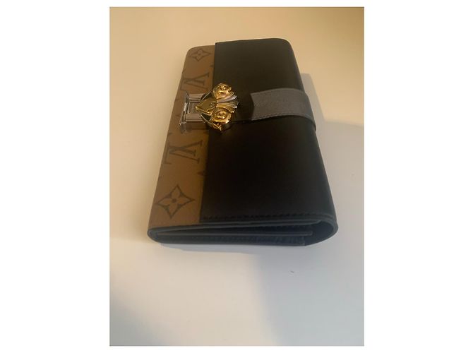 Louis Vuitton Brown Monogram Reverse Sarah Column Cartera larga negro - vista 2