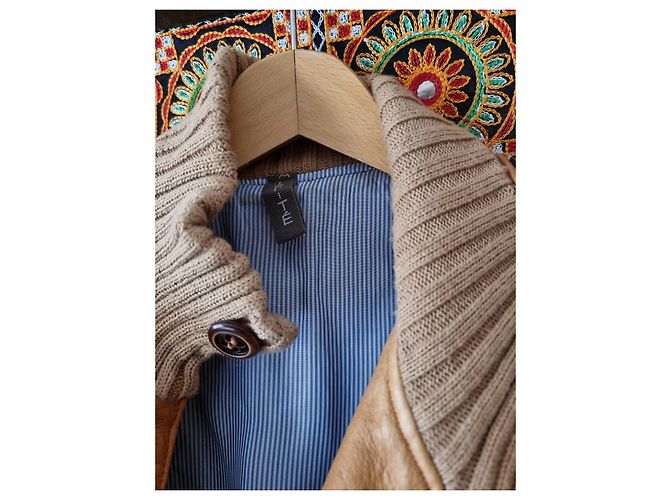 Autre Marque A-Priorité Lederjacke Taupe - Ansicht 5