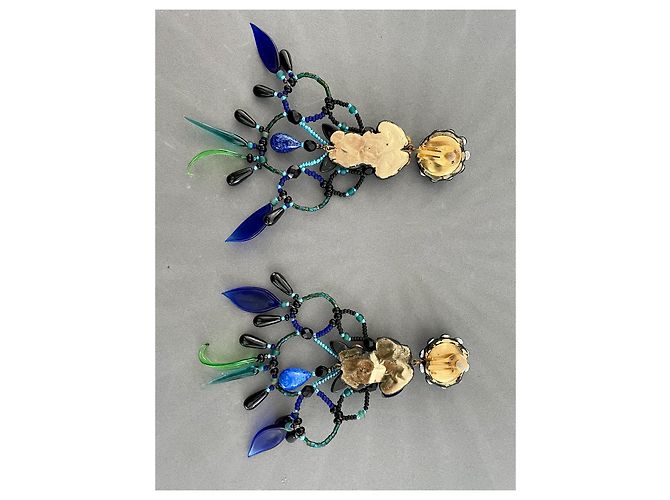 Autre Marque Orecchini pendenti in vetro e strass blu pavone - vista 4