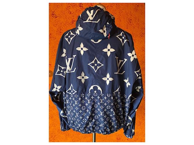 Louis Vuitton Escalar 2020 Azul - vista 2