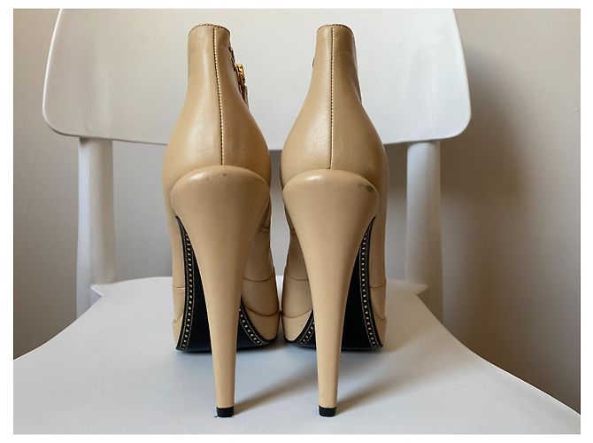 Botines Chanel de cuero beige - vista 3