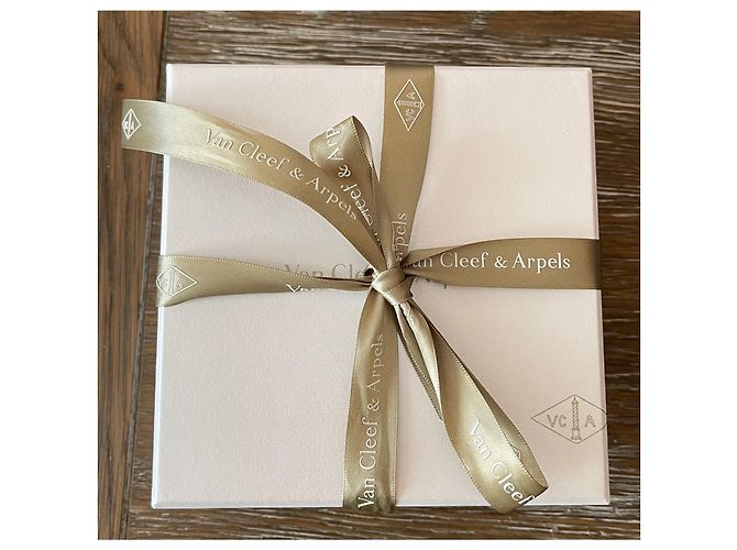 Van Cleef & Arpels 2021 Pendente Holiday in oro rosa con diamante rodonite - vista 11