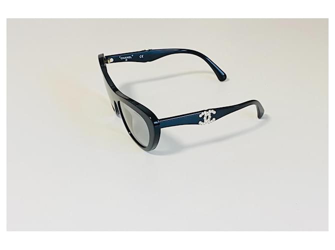 Chanel Sonnenbrille Schwarz - Ansicht 2