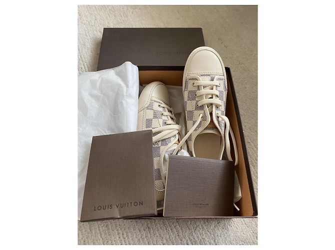 Baskets Louis Vuitton Beige Crème à Damier Cuir Taille 32 - vue 2