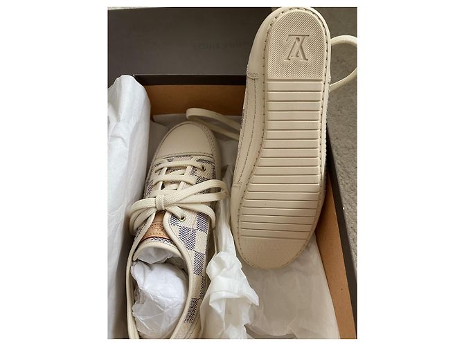 Baskets Louis Vuitton Beige Crème à Damier Cuir Taille 32 - vue 3