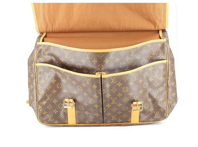 Sac de chasse Louis Vuitton Marron - vue 17