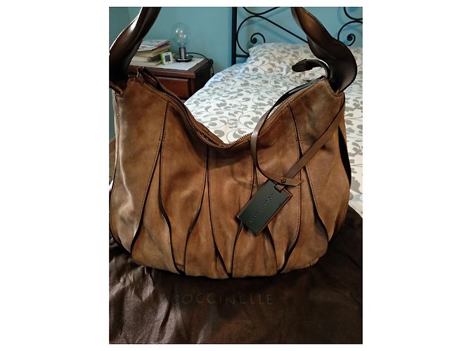 Autre Marque Borsa Hobo Coccinelle Beige in Scamosciato - vista 2