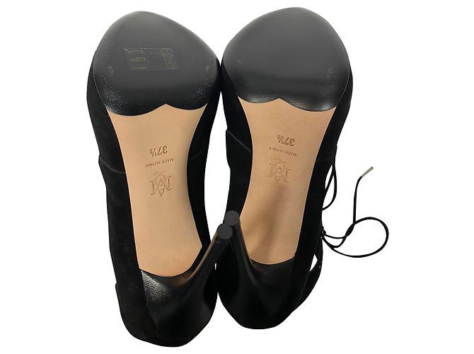 Alexander McQueen Stivali stringati con borchie e cut-out in pelle scamosciata nera Nero - vista 5