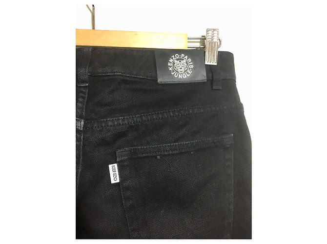 Vaqueros Kenzo con vuelta de marca en blanco y negro - vista 2