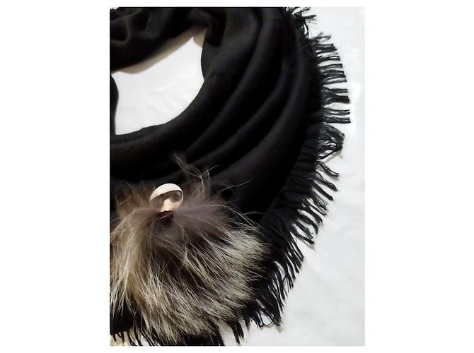 Fendi Schal aus schwarzem Kaschmir - Ansicht 11