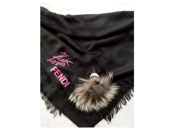 Fendi Schal aus schwarzem Kaschmir - Ansicht 5