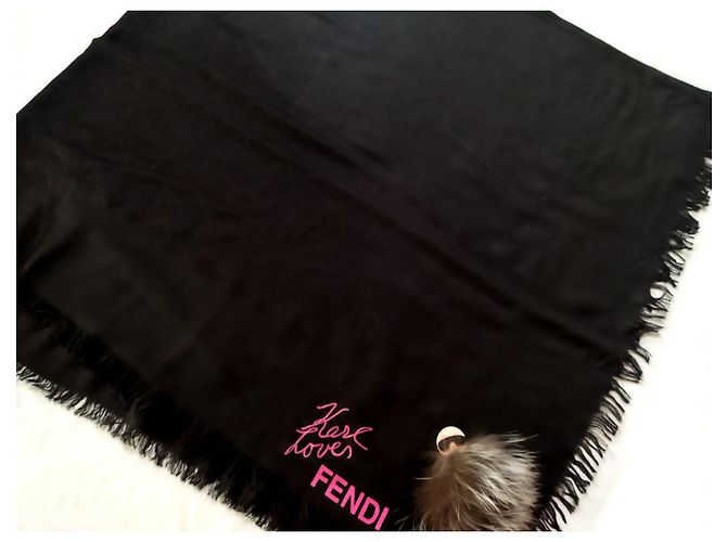 Fendi Schal aus schwarzem Kaschmir - Ansicht 8