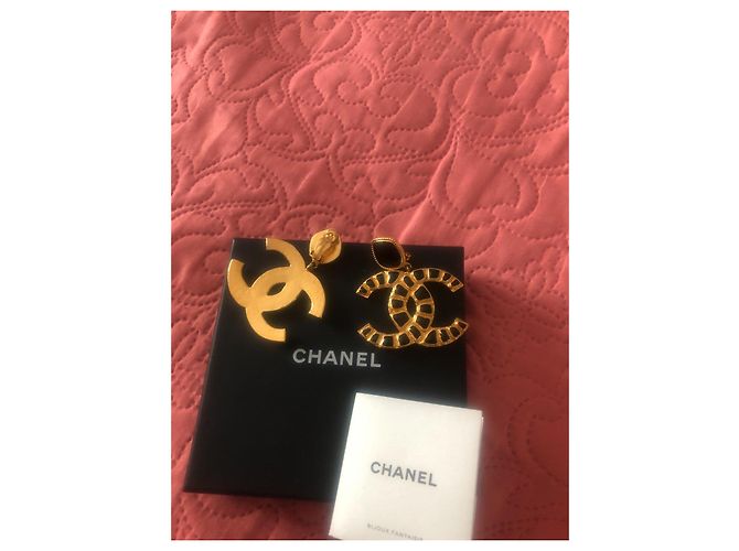 Coco Crush Chanel Das klobige cc-Logo in Weiß und Gold Schwarz Golden - Ansicht 5