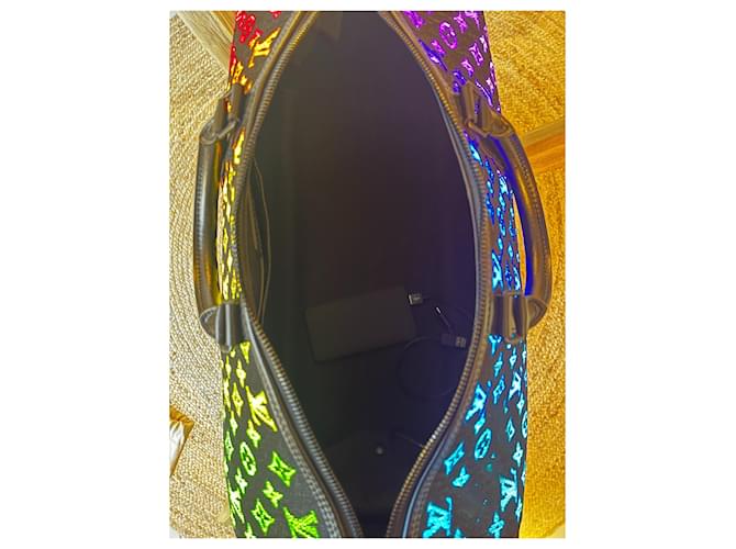 Abbesses Louis Vuitton Keepall Light up Multicolore - vue 6