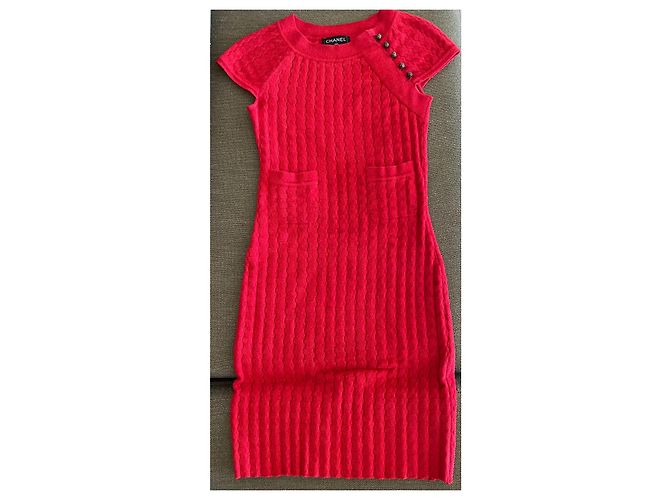 Chanel Vestidos Roja - vista 6
