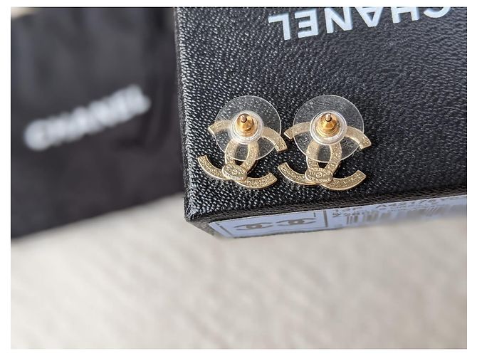 Chanel CC A13Orecchini P Moscova GHW Classic D'oro - vista 10