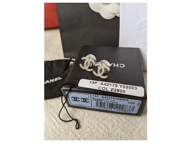Chanel CC A13Orecchini P Moscova GHW Classic D'oro - vista 4