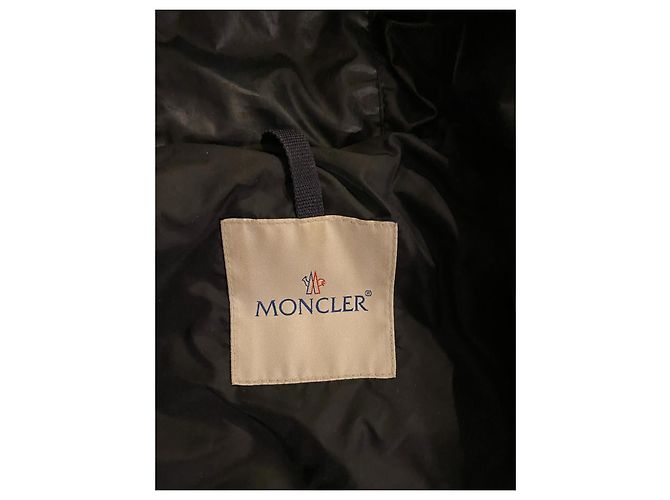 Abrigo Moncler azul marino de nylon con piel de mapache - vista 2