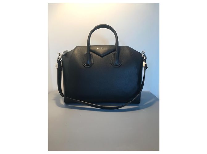 Borsa Givenchy Antigona in pelle nera martellata Nero Silver hardware - vista 2
