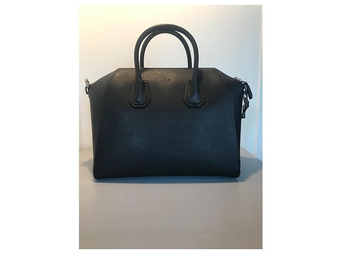 Borsa Givenchy Antigona in pelle nera martellata Nero Silver hardware - vista 3