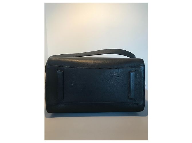 Borsa Givenchy Antigona in pelle nera martellata Nero Silver hardware - vista 9