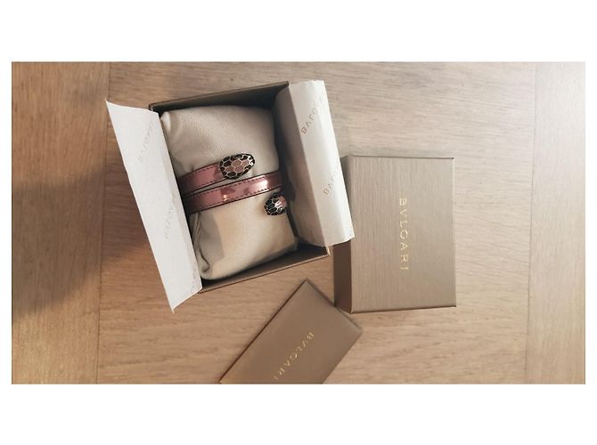 Bracciale Bulgari Serpenti Forever rosa metallizzato pelle Metallico - vista 3