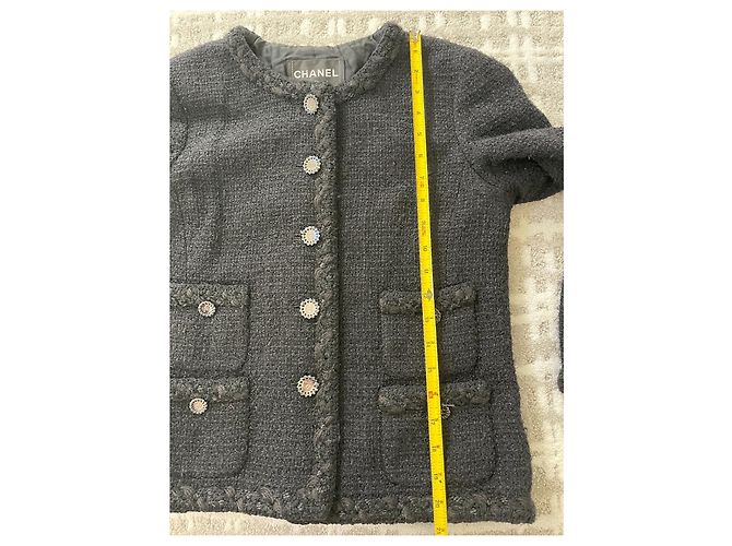 Chanel kleine schwarze Jacke „LBJ“ 11c Größe 40 - Ansicht 10