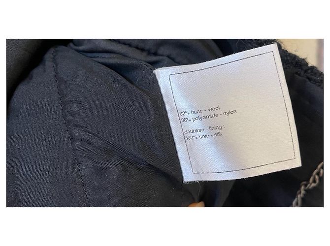 Chanel kleine schwarze Jacke „LBJ“ 11c Größe 40 - Ansicht 5