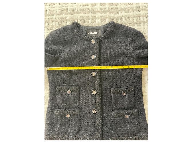 Chanel kleine schwarze Jacke „LBJ“ 11c Größe 40 - Ansicht 9