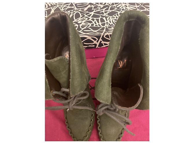 Diane Von Furstenberg Stivaletto stringato DvF Jameson in nabuk Cachi - vista 13