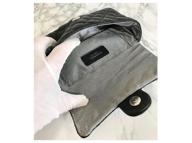Chanel Pochette Nero - vista 3