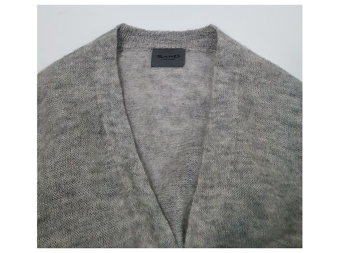 Autre Marque Strickjacke aus Wolle und Mohair sandgrau - Ansicht 4